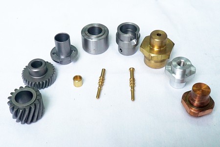 CNC screw machining parts from China